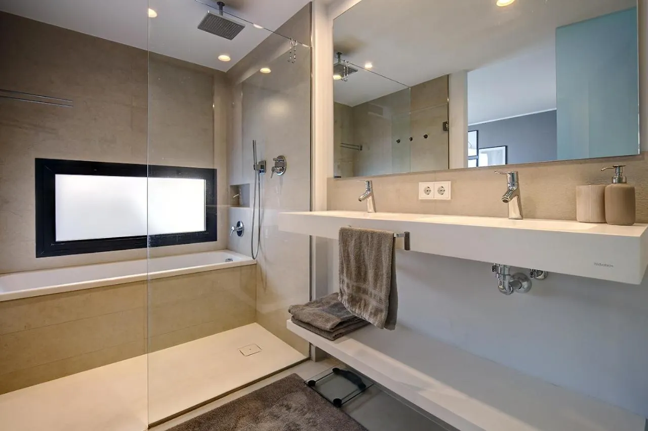 Stylish Three Bedroom Apartment @ Higueron West! Fuengirola Spain