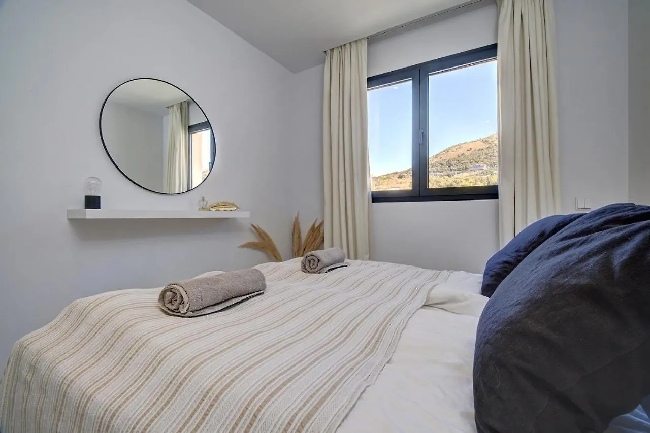 Stylish Three Bedroom Apartment @ Higueron West! Fuengirola 0*,